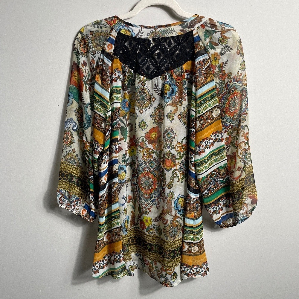 👗 LABOR DAY SALE 🔥 Fig and Flower Boho Floral Paisley Lace Accent Blouse Medium